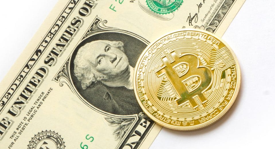 Bitcoin moet naar $213.000 om dollar te vervangen