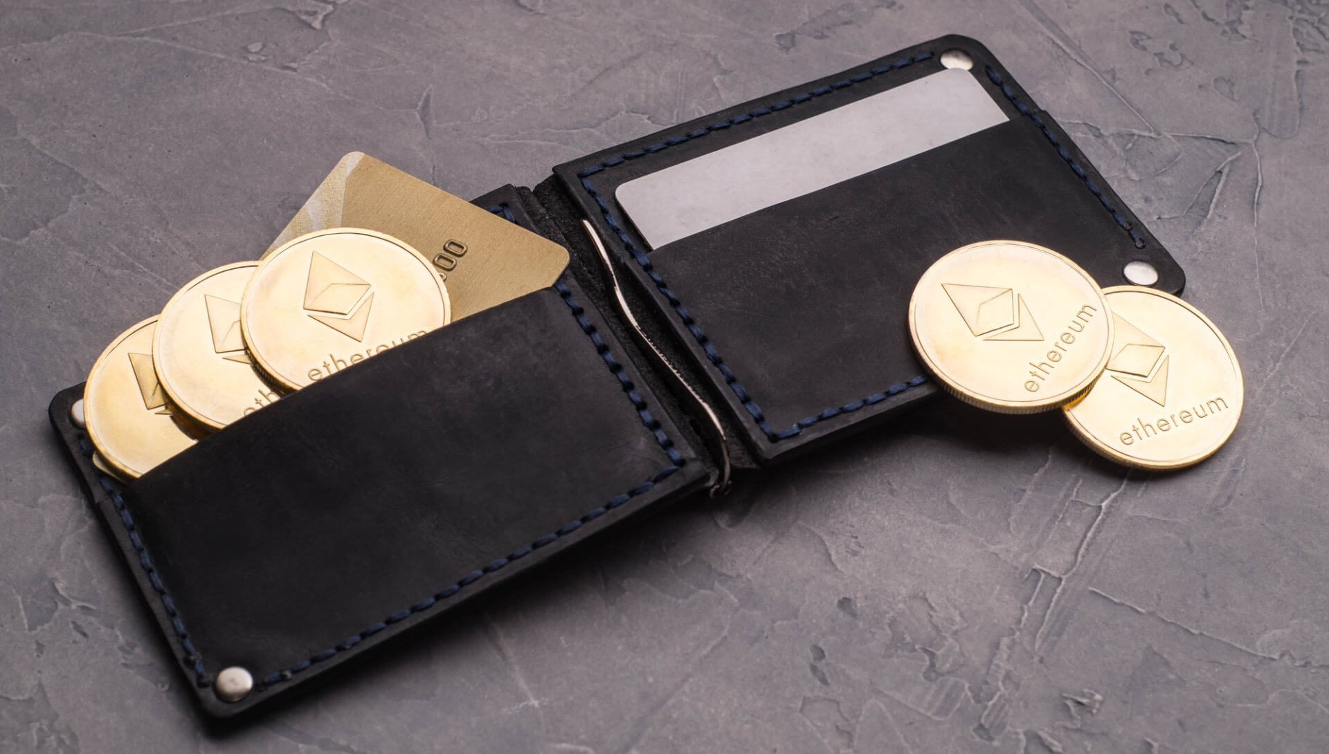 CZ waarschuwt: deel geen private keys of hardware wallets