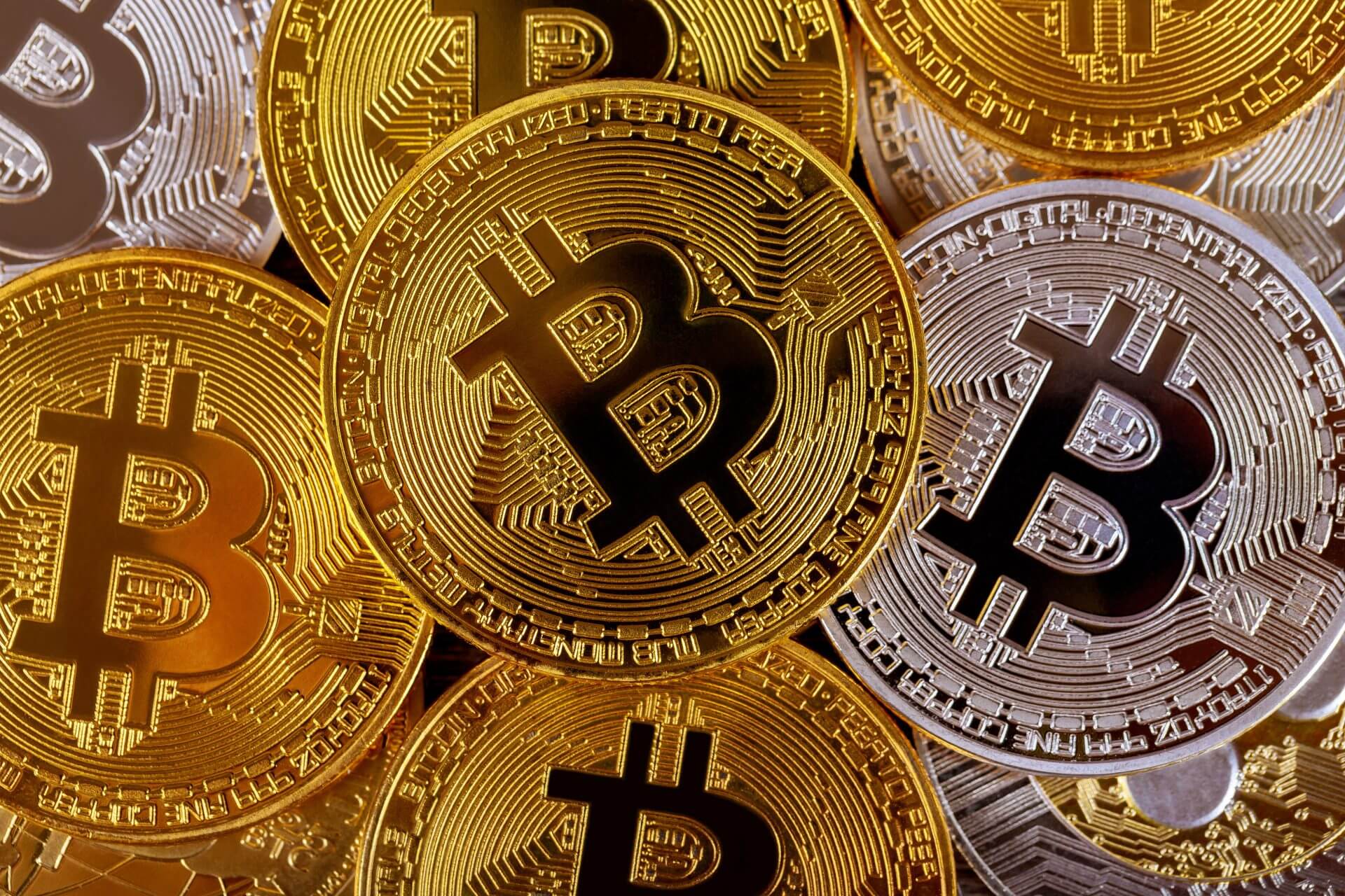 Bitcoin 10 keer boven de $100K, hoeveel pogingen heeft het nog nodig?