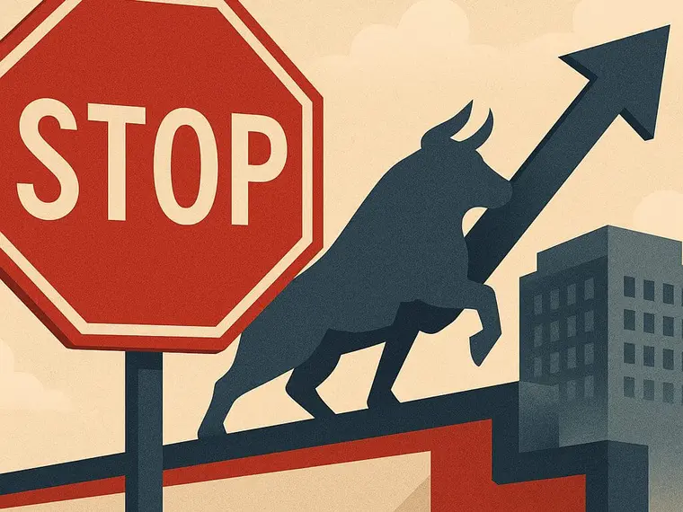 SEC grijpt in na bizarre koersstijging van QMMM door crypto plan